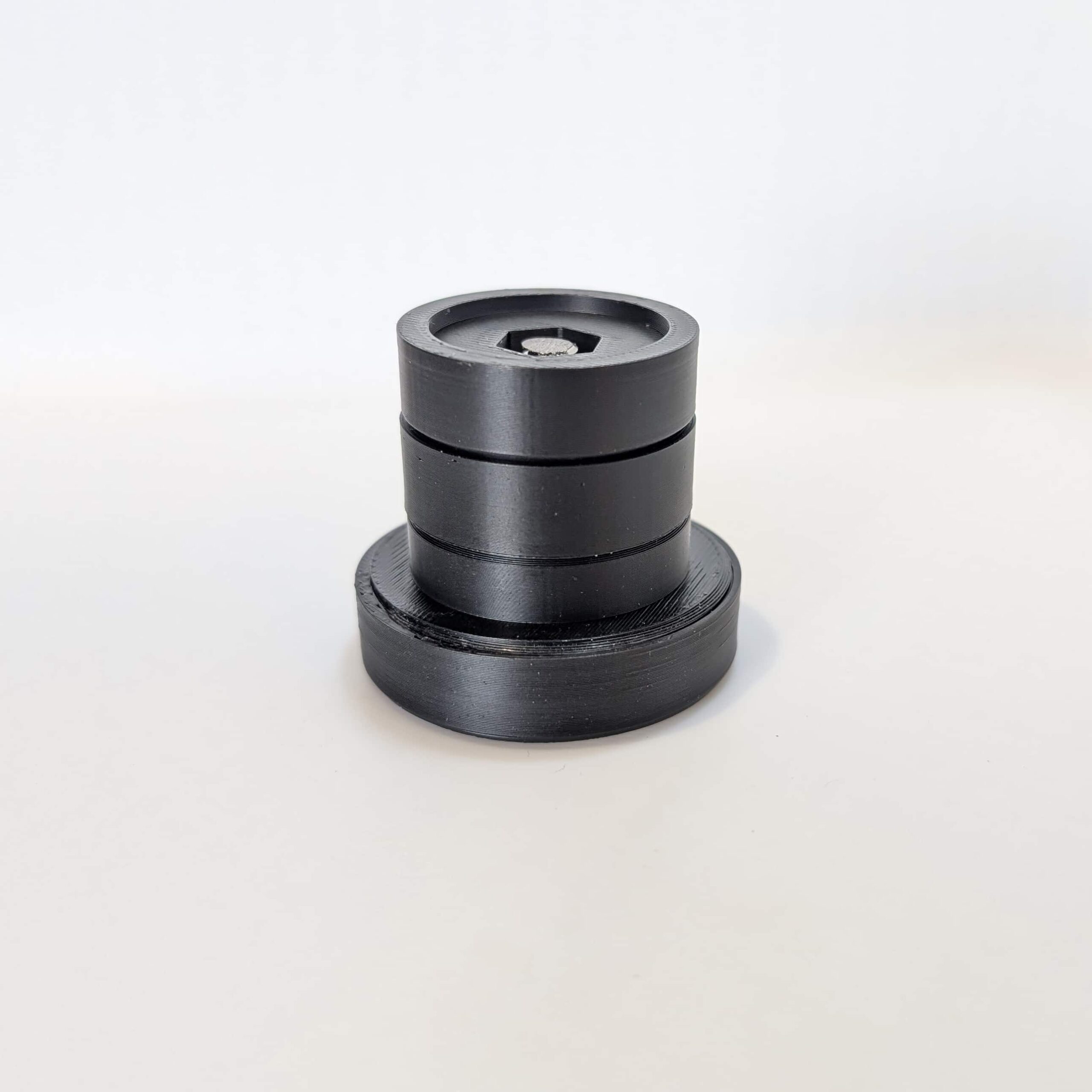 NEVERLOST Bike Tracker + Chipolo ONE Spot (Apple Only)